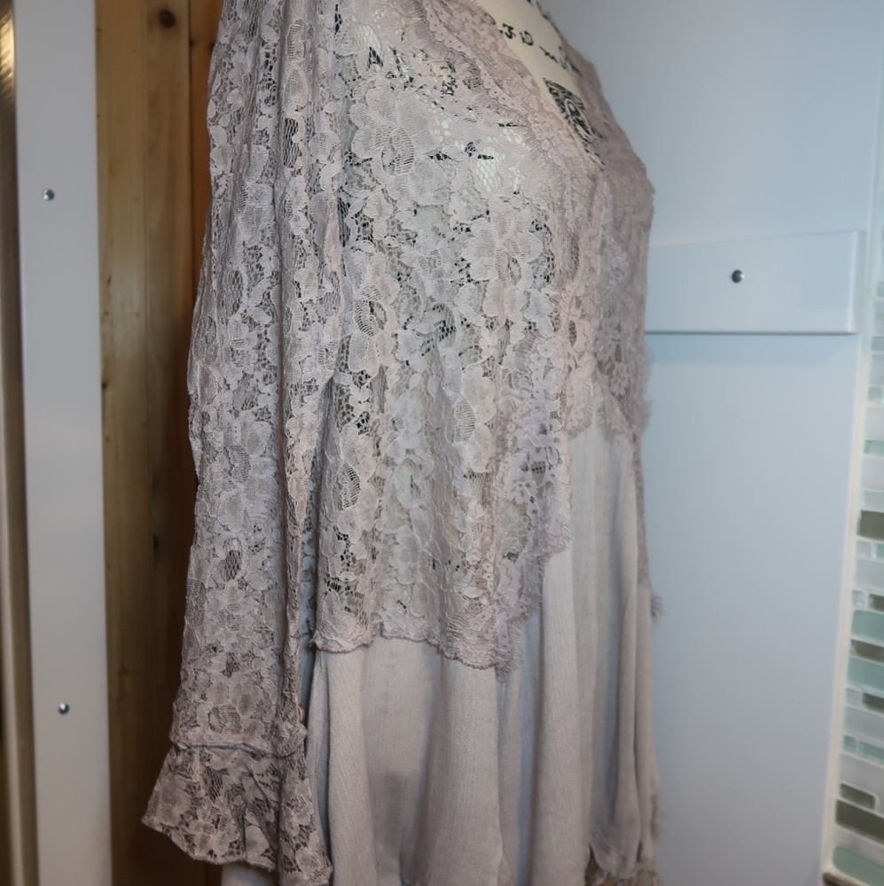 NWT Boutique Boho Lace High Low Tunic Top Cream Mocha M - Picture 4 of 5